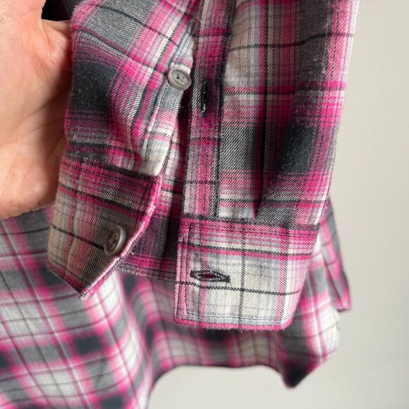Eddie Bauer Classic Med Flannel Shirt - Picture 4 of 6